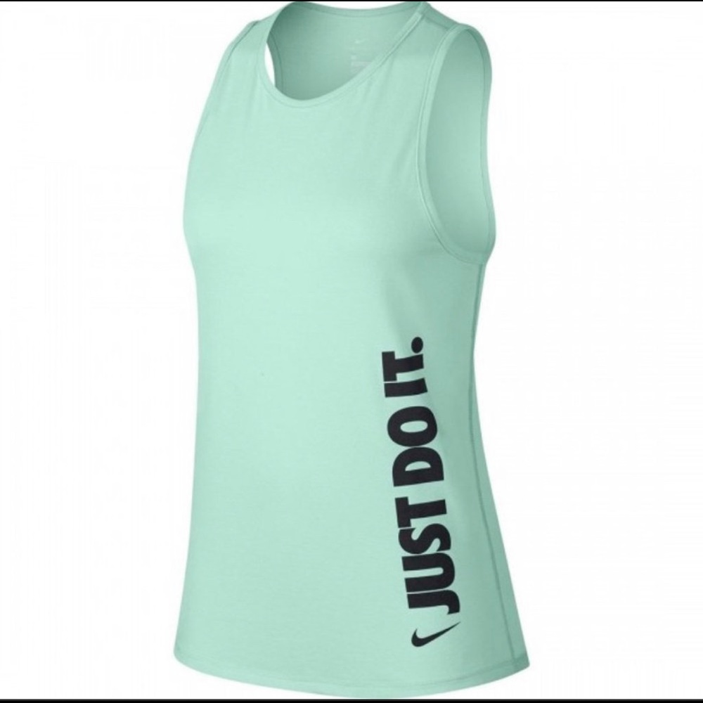 NWT Nike Mint Green Tomboy Tanktop Medium